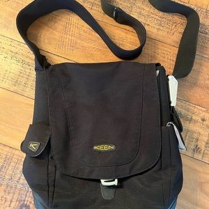 Keen Crossbody Bag